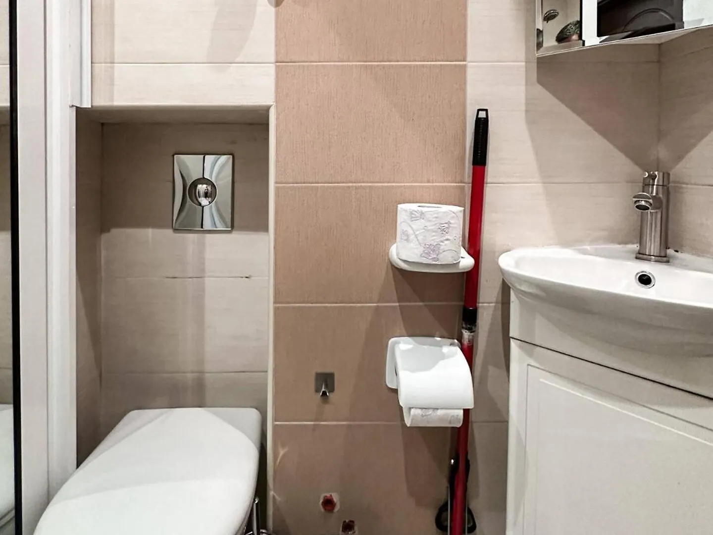 2Bdr Top Location Acs Separate Kitchen ソフィア アパート