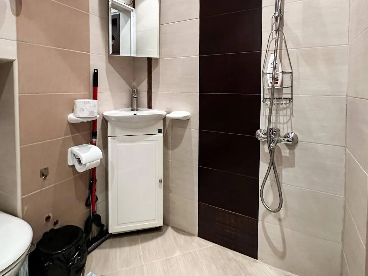 2Bdr Top Location Acs Separate Kitchen Sofia